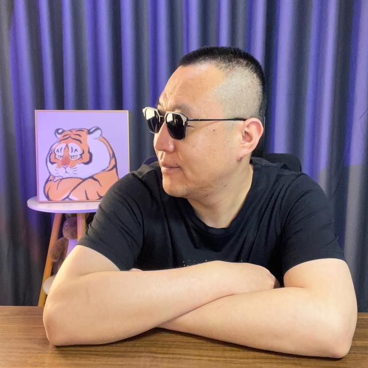 大强子的日常趣事与温馨时光实录